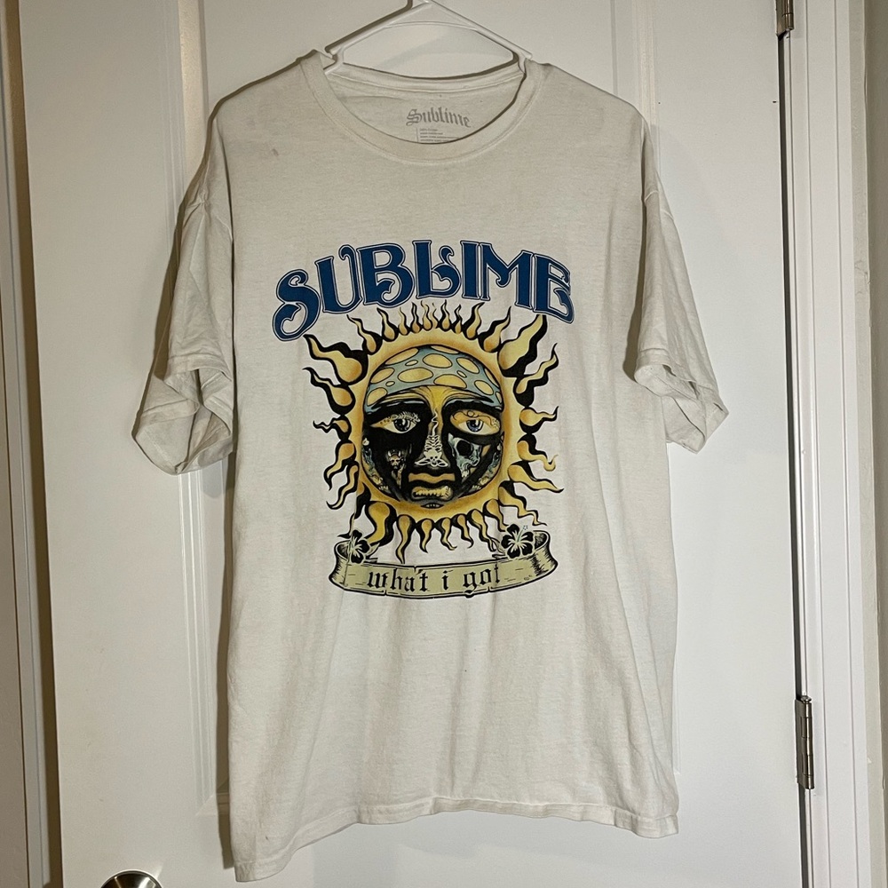 oversized graphic tshirt